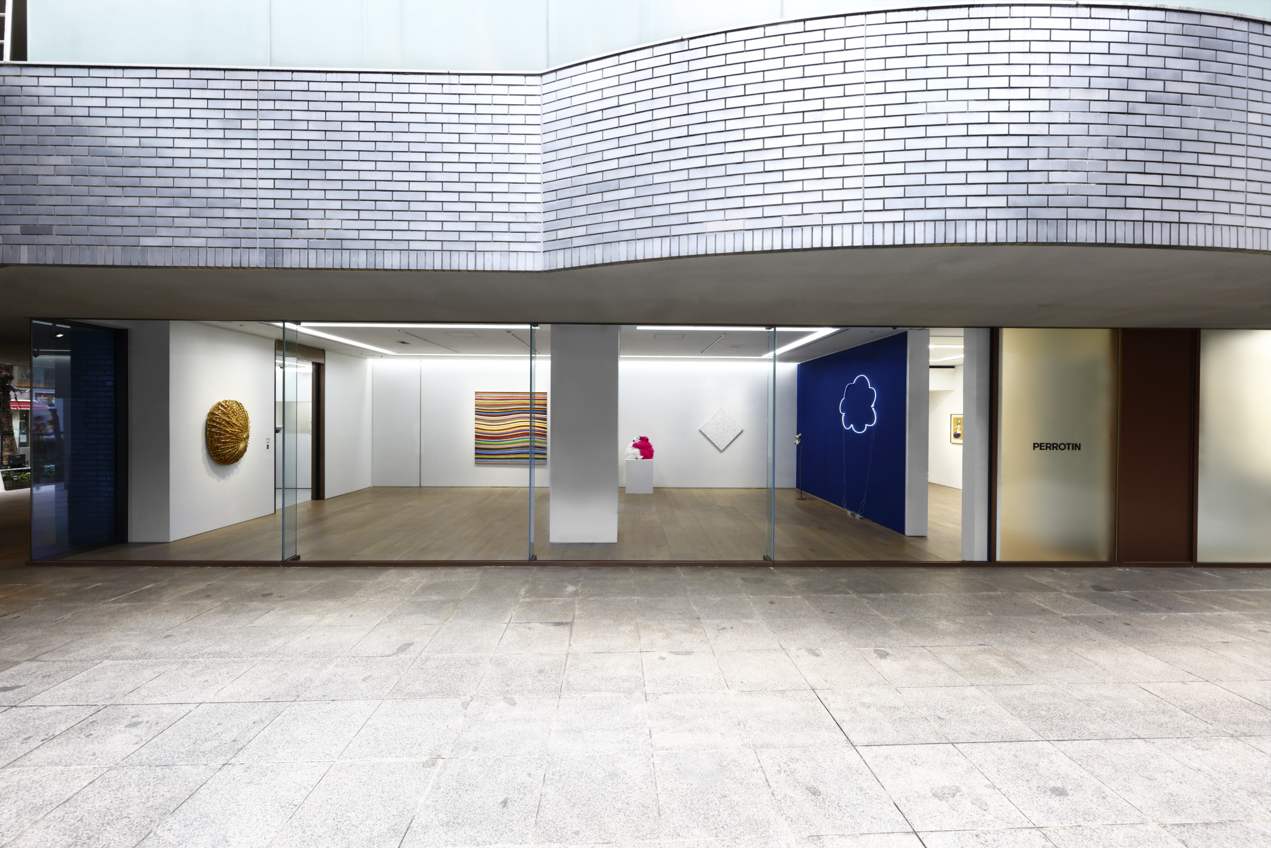 https://www.artweektokyo.com/wp-content/uploads/2025/08/31c65c801e7ccc4e8b2e2f074e68f8aa-scaled.jpg
